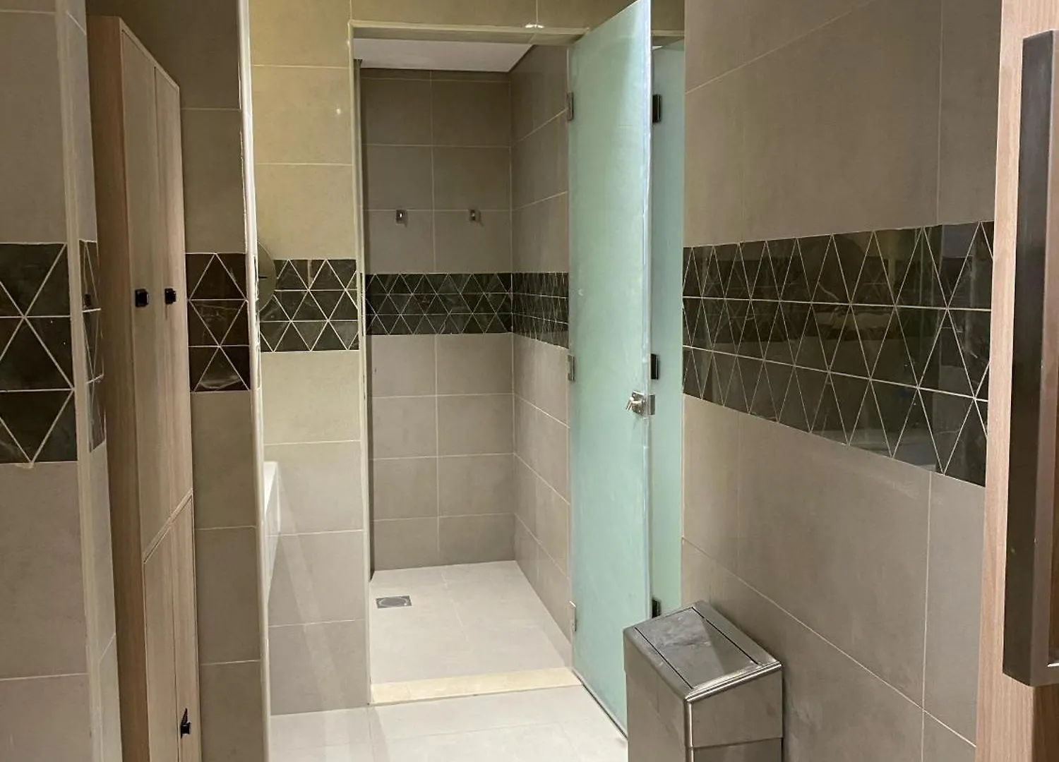 Stylish Studio In Dubai 0*,
